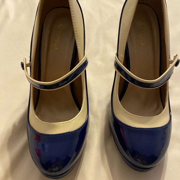 Blue and ivory rockabilly high heels - Picture 5 of 6